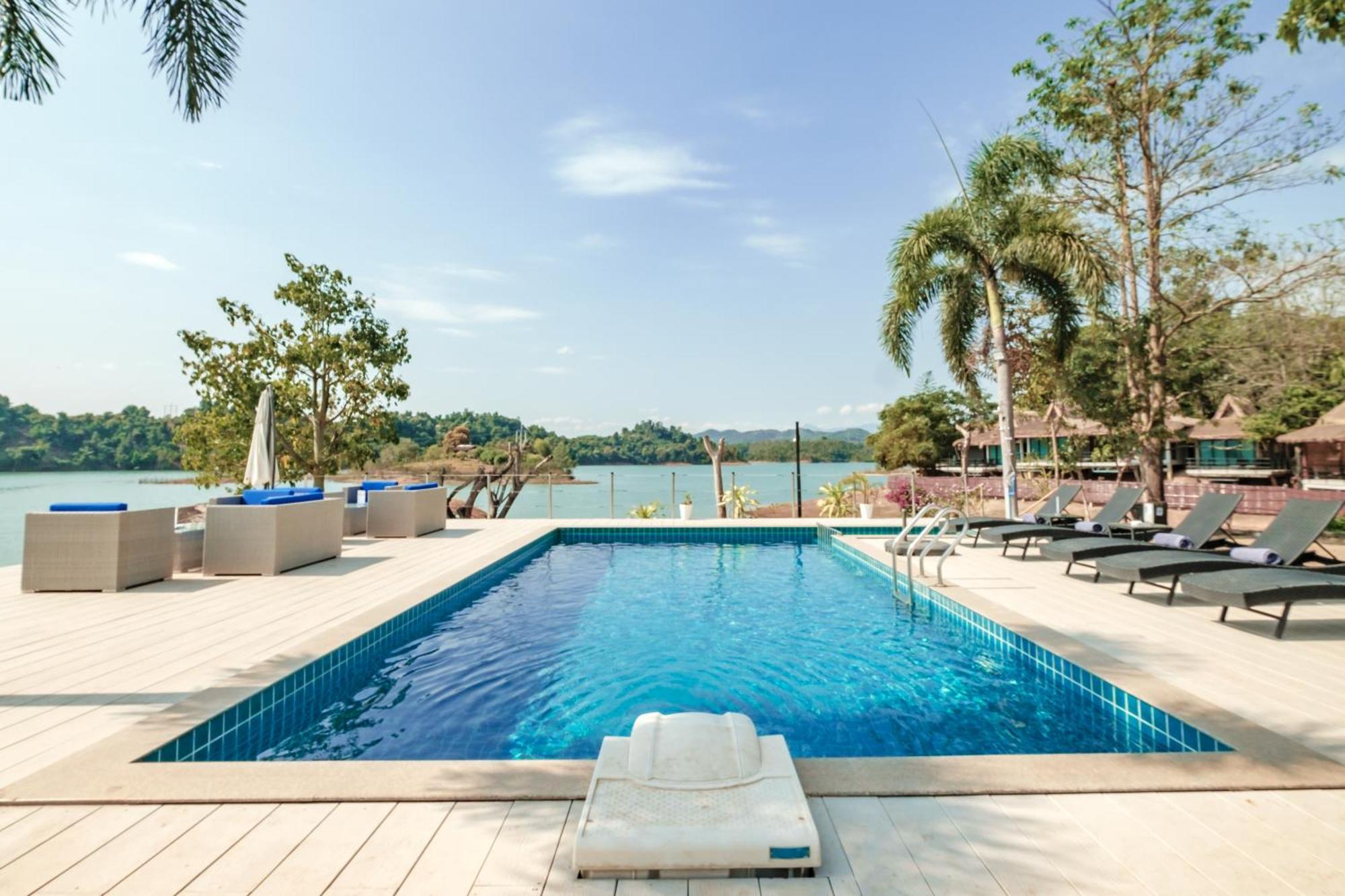 The Sanctuary Nam Ngum Beach Resort Ванг-Виенг Экстерьер фото