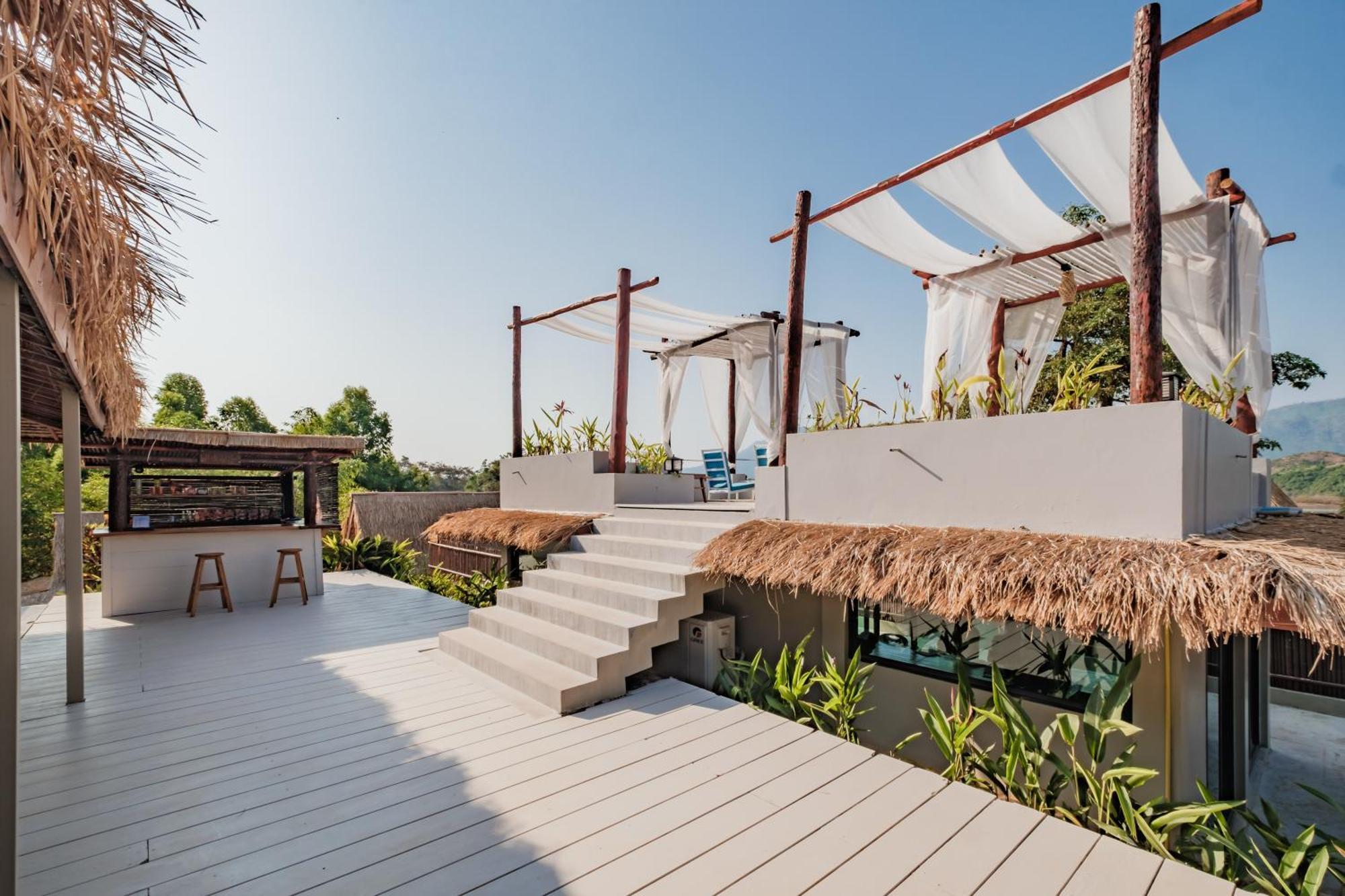 The Sanctuary Nam Ngum Beach Resort Ванг-Виенг Экстерьер фото